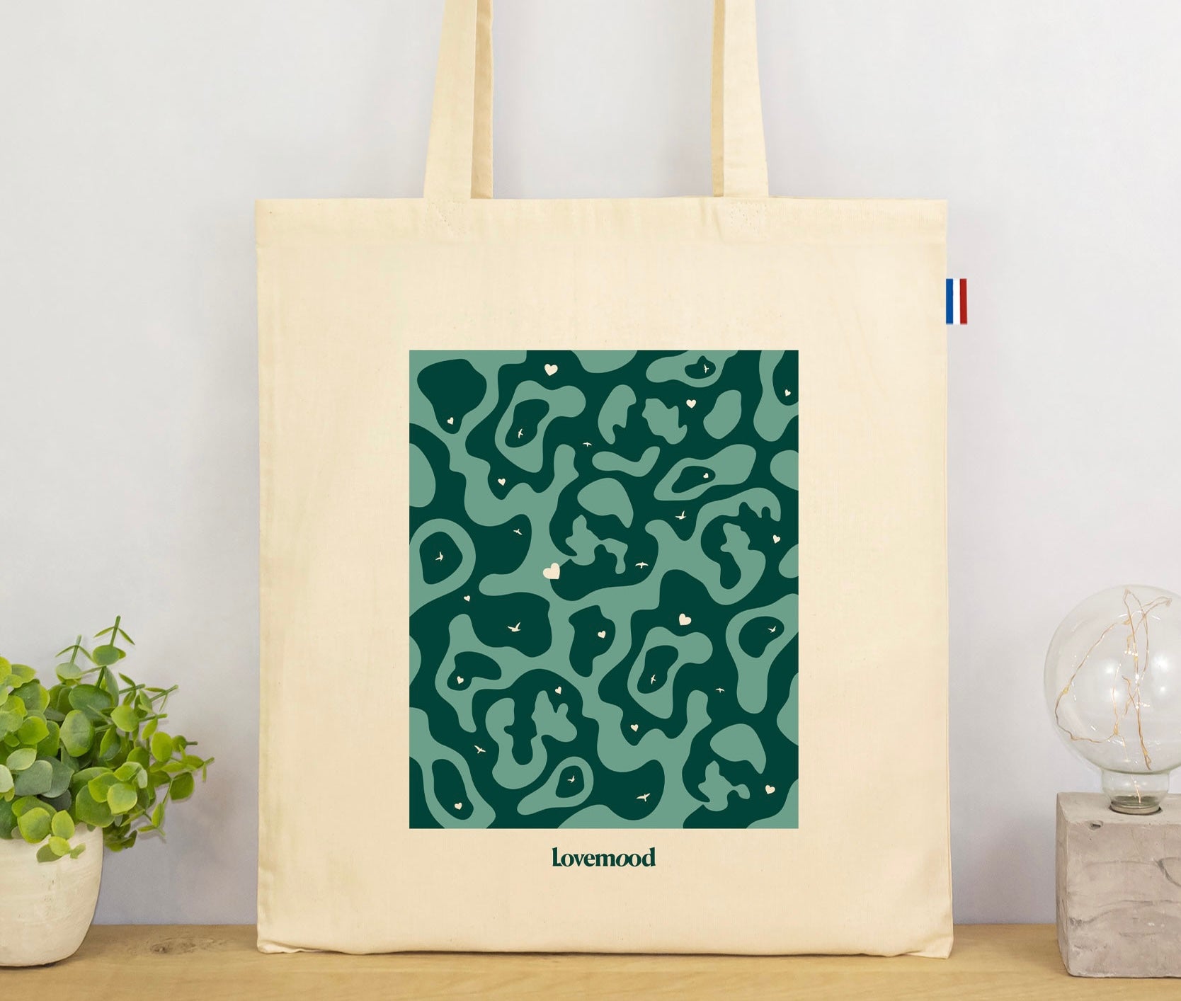 Tote bag